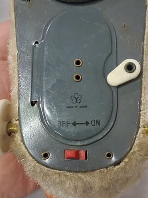 Vintage Yonezawa Battery Operated Mechanical Mother Duck Made in Japan Untested - Thumbnail 16