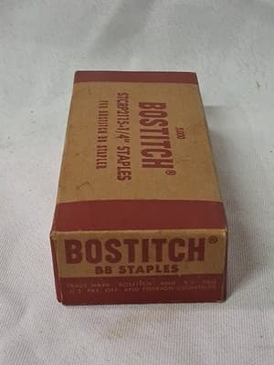 Vintage BOSTITCH 1/4" Box of Staples - Thumbnail 2