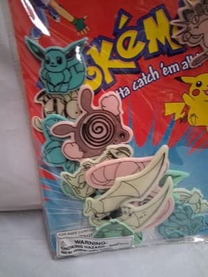 Pokemon Glow In Dark Starter Pack 16 Pieces Decor Nintendo 1999 intermediate - Thumbnail 2