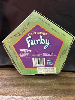 Vintage 1999 FURBY KB Toys Special Limited Edition Statue of Liberty Box Issues - Thumbnail 8