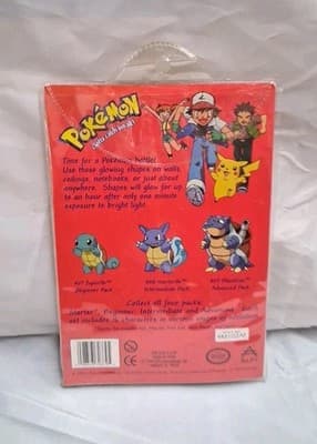 NEW Vintage 1999 Pokemon Glow In The Dark Plastic 16 Pieces Retro Starter Pack - Thumbnail 3