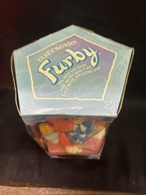 Vintage 1999 FURBY KB Toys Special Limited Edition Statue of Liberty Box Issues - Thumbnail 7