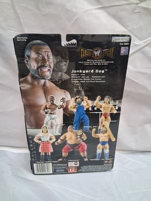 2004 Jakks Pacific WWE Classic Superstars Junkyard Dog Vintage Action Figure NIB - Thumbnail 3