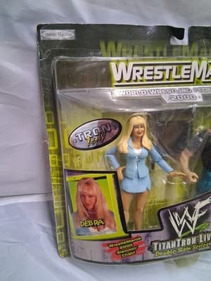 2000 WWF WrestleMania Stone Cold & Debra Titan Tron Live Double Slam Series 3 - Thumbnail 2