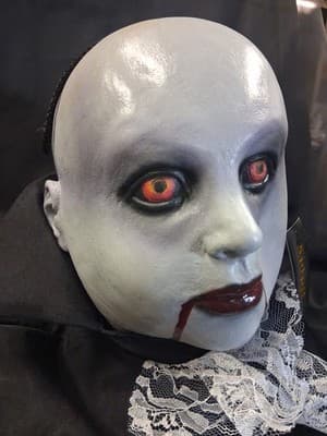 Bloody Hanging Vampire Head Spirit Halloween Decor Hanging Scary Eyes - Thumbnail 5