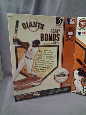 McFarlane Barry Bonds 700 Home Runs Commemorative Limited Figure 1 of 12,000 NEW - Thumbnail 4
