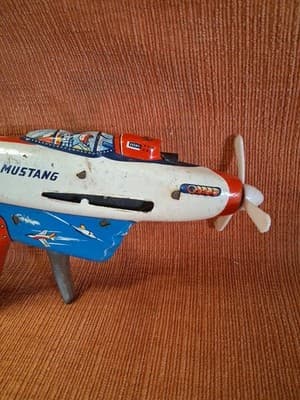 VINTAGE TN P-51 MUSTANG TIN TOY,SPARK EMITING*MOVING PROP!GIFT,USAF,METAL,1960s! - Thumbnail 3