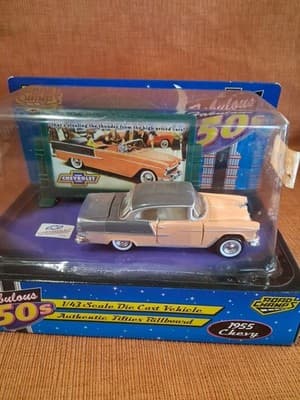 Pink 1955 Chevrolet Bel Air: 1/43 scale Diecast Model with Billboard | New - Thumbnail 5