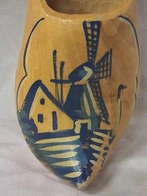 Holland Dutch Miniature Wooden Shoe Windmill Hand Painted Netherlands Wall Mount - Thumbnail 2