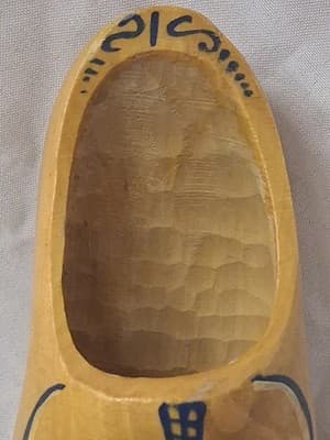 Holland Dutch Miniature Wooden Shoe Windmill Hand Painted Netherlands Wall Mount - Thumbnail 3
