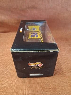 NASCAR Ernie IRVAN #36 Hot Wheels 1999 Black Box Racing 1:43 🔥 - Thumbnail 5