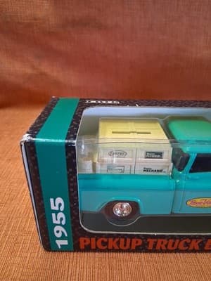 Vintage UnOpened Die-Cast ERTL 1955 GM Pickup Truck Bank True Value 1/25 Scale - Thumbnail 2