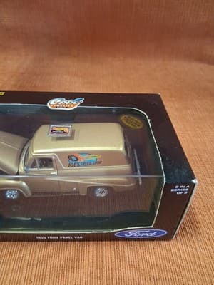 Hot Wheels Diecast Metal 1955 Ford Panel Van Joe's Speed Shop Cool Classics C95 - Thumbnail 3