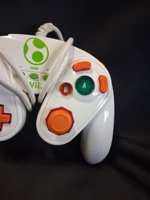Nintendo Wii / Wii U Yoshi Wired Fight Pad Classic Controller GameCube Layout - Thumbnail 4