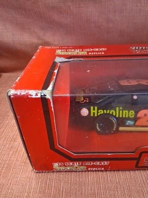 1/24 #28 DAVEY ALLISON TEXACO HAVOLINE '93 EDITION THUNDERBIRD RACING CHAMPIONS - Thumbnail 3