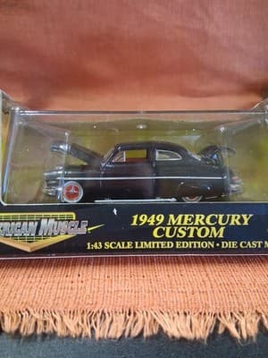 American Muscle 1949 MERCURY CUSTOM -ERTL Collectibles- 1/43 Die Cast Black LE - Thumbnail 4