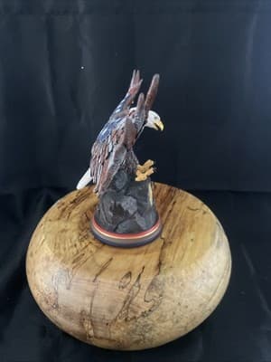 Bradford Exchange “ United We Stand” American Flag Eagle Sculpture - Thumbnail 5