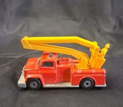 Vtg 1977 Matchbox Lesney Superfast No. 13 Snorkel Fire Engine Extending Ladder
