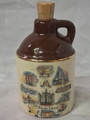 RHODE ISLAND SOUVENIR WHISKEY JUG VINTAGE HOUSE OF SEVEN GABLES HARVARD CAPE COD