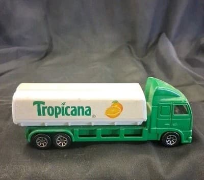 Hot Wheels 1996 Tropicana Orange Juice Hauler, White/green 103