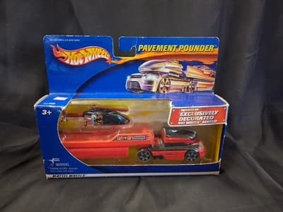 2001 Hot Wheels Pavement Pounders, Sky Spy Helicopter New In Box! RARE