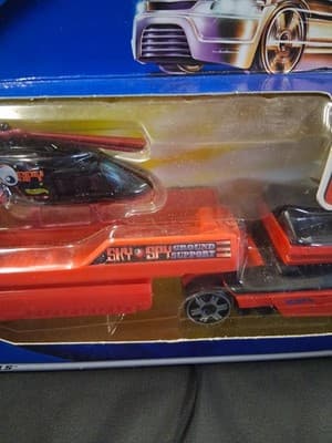 2001 Hot Wheels Pavement Pounders, Sky Spy Helicopter New In Box! RARE - Thumbnail 3