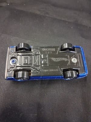Hot Wheels | FERRARI 308 GTS | 2010 All Stars | (blue w/ tan int) (5SP) - Thumbnail 8