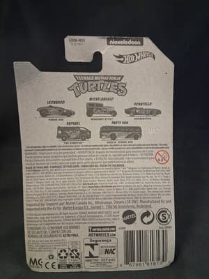 HW SURFIN’ SCHOOL BUS TMNT 1:64 Die Cast 2019 Mattel - Thumbnail 2