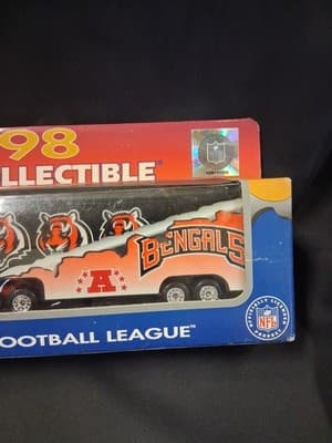 Cincinnati Bengals White Rose Collectibles 1998 NFL Tractor Trailer Toy Vehicle - Thumbnail 3