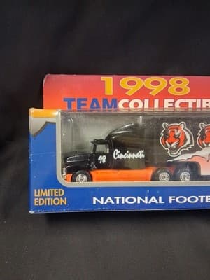 Cincinnati Bengals White Rose Collectibles 1998 NFL Tractor Trailer Toy Vehicle - Thumbnail 2