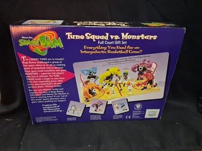 Space Jam Tune Squad vs Monstars Full Court Gift Set Michael Jordan Sealed NIB - Thumbnail 10