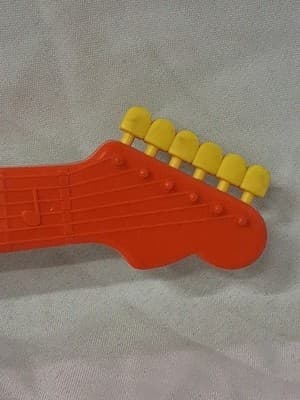 Vintage TOMY Little Star Guitar Toy Musical Kids Plastic 80s Singapore - Thumbnail 3