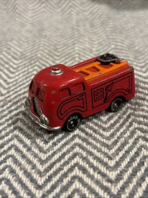 Hallmark 1988 Road Rover Fiery Fred Fore Truck - Thumbnail 12