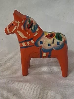 PAIR Nils Olsson Dala Horses Swedish Folk Art Hand Painted Figurines - Thumbnail 4