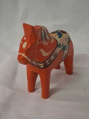 PAIR Nils Olsson Dala Horses Swedish Folk Art Hand Painted Figurines - Thumbnail 9