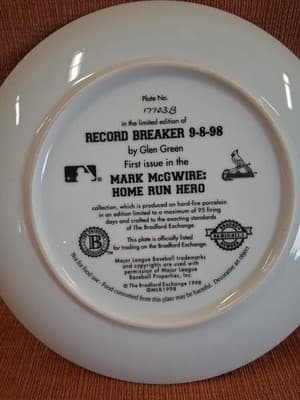 St. Louis Cardinals Mark McGwire #62 Record Breaker 9-8-98" Plate - Thumbnail 8