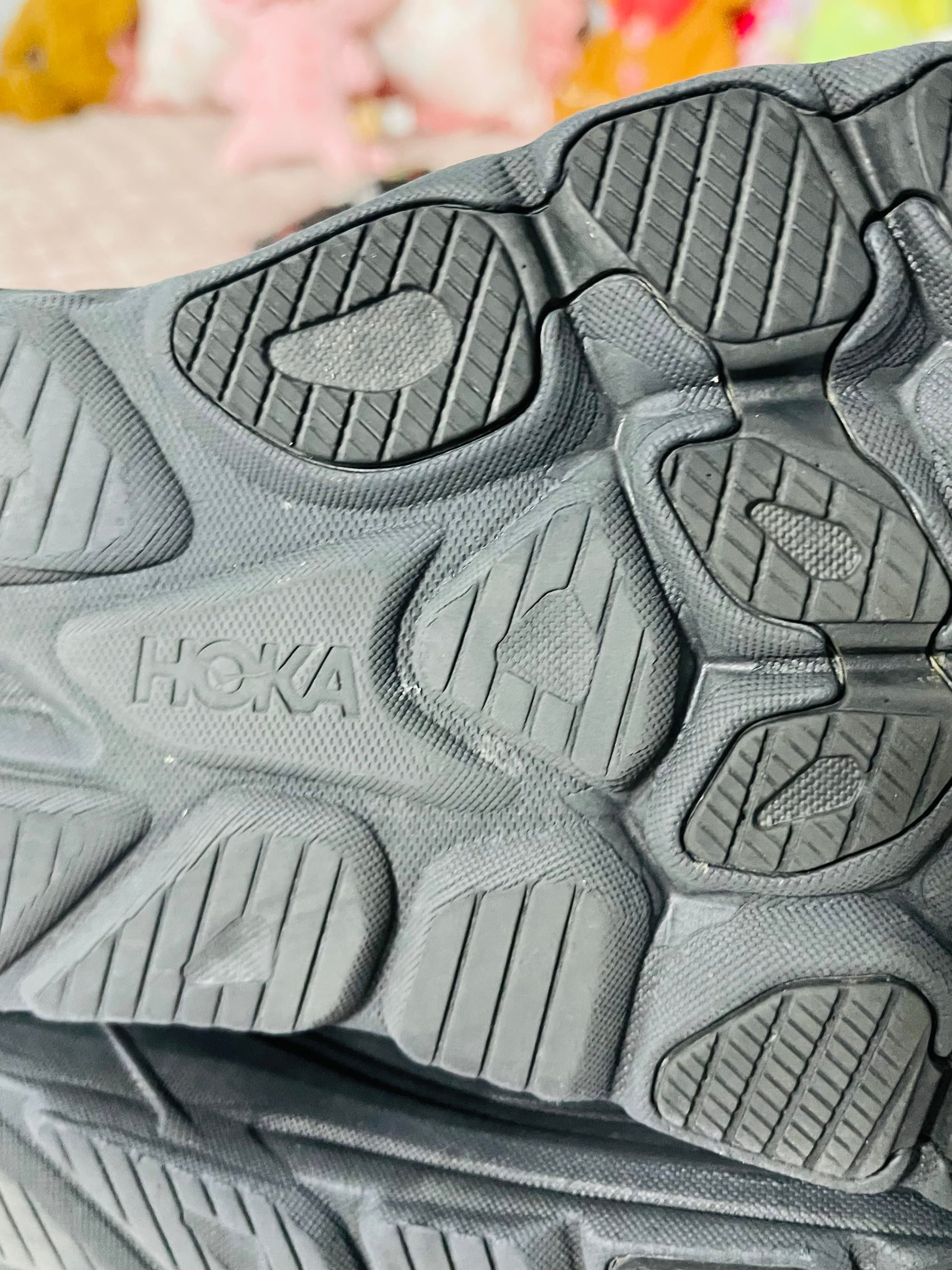 Hoka Men’s Clifton 10 Black ON Black Athletic Shoe/Sneaker - Thumbnail 15