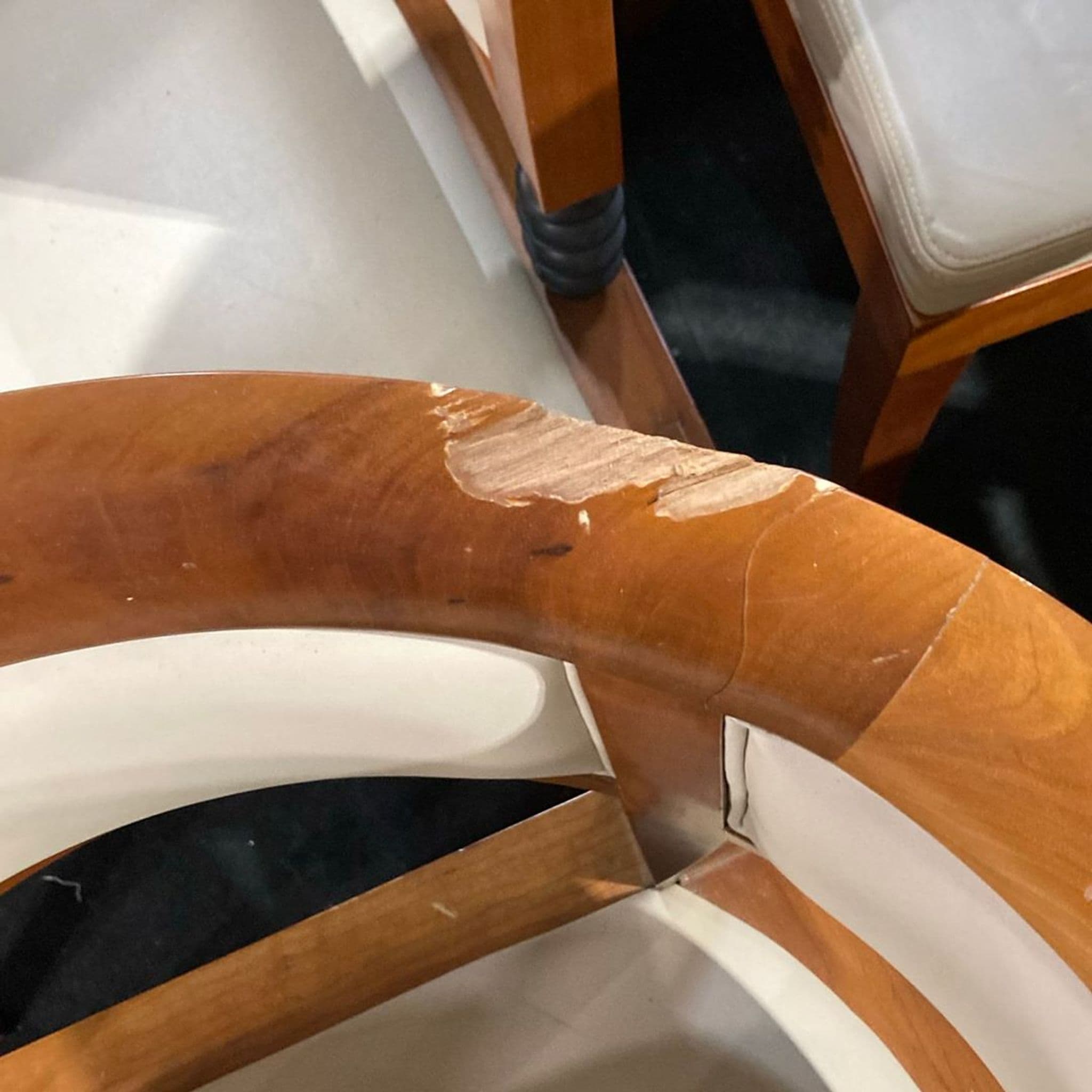 Leon Krier for Giorgetti Sella Magna 9-Piece Dining Set - Thumbnail 9