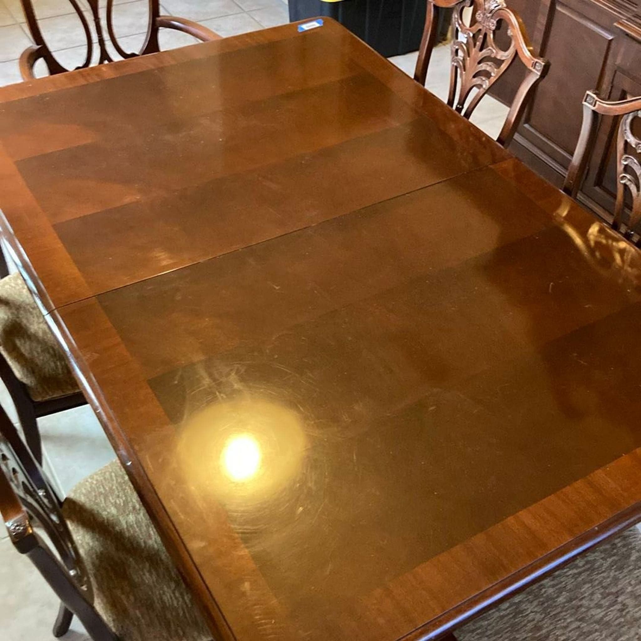 Henredon Solid Wood Dining Set with 6 Chairs - Thumbnail 4