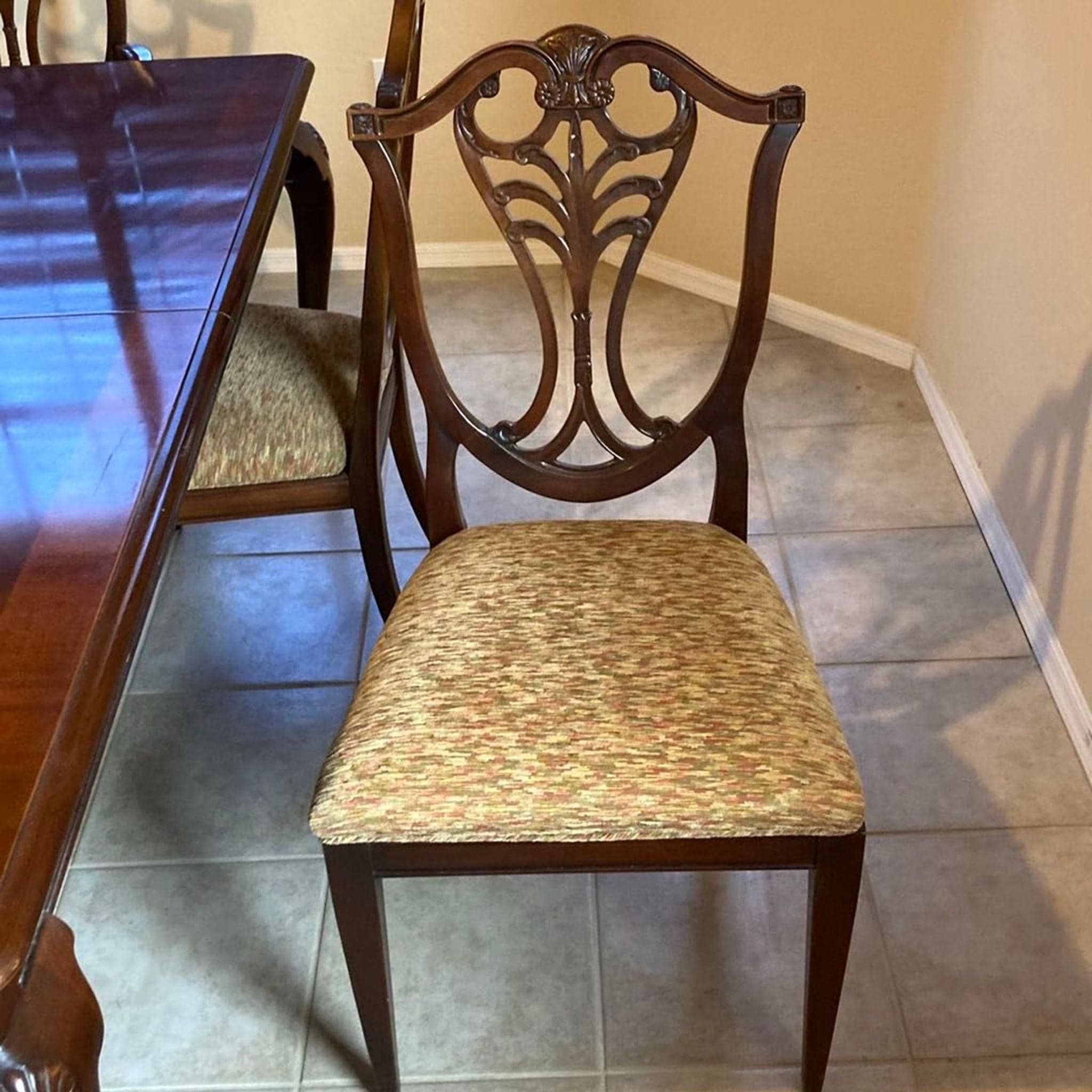 Henredon Solid Wood Dining Set with 6 Chairs - Thumbnail 7