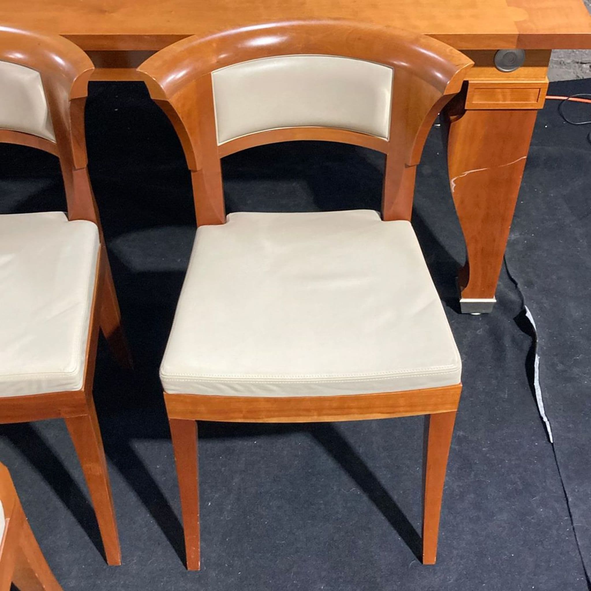 Leon Krier for Giorgetti Sella Magna 9-Piece Dining Set - Thumbnail 14