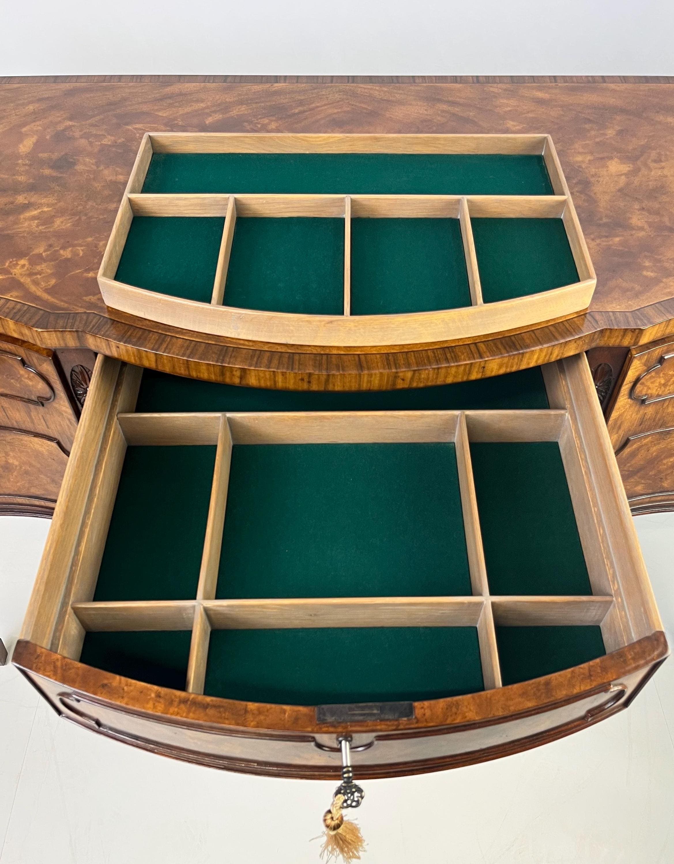 Vintage Theodore Alexander "Althorp Living History" Sheraton Style Serpentine Sideboard - Thumbnail 16