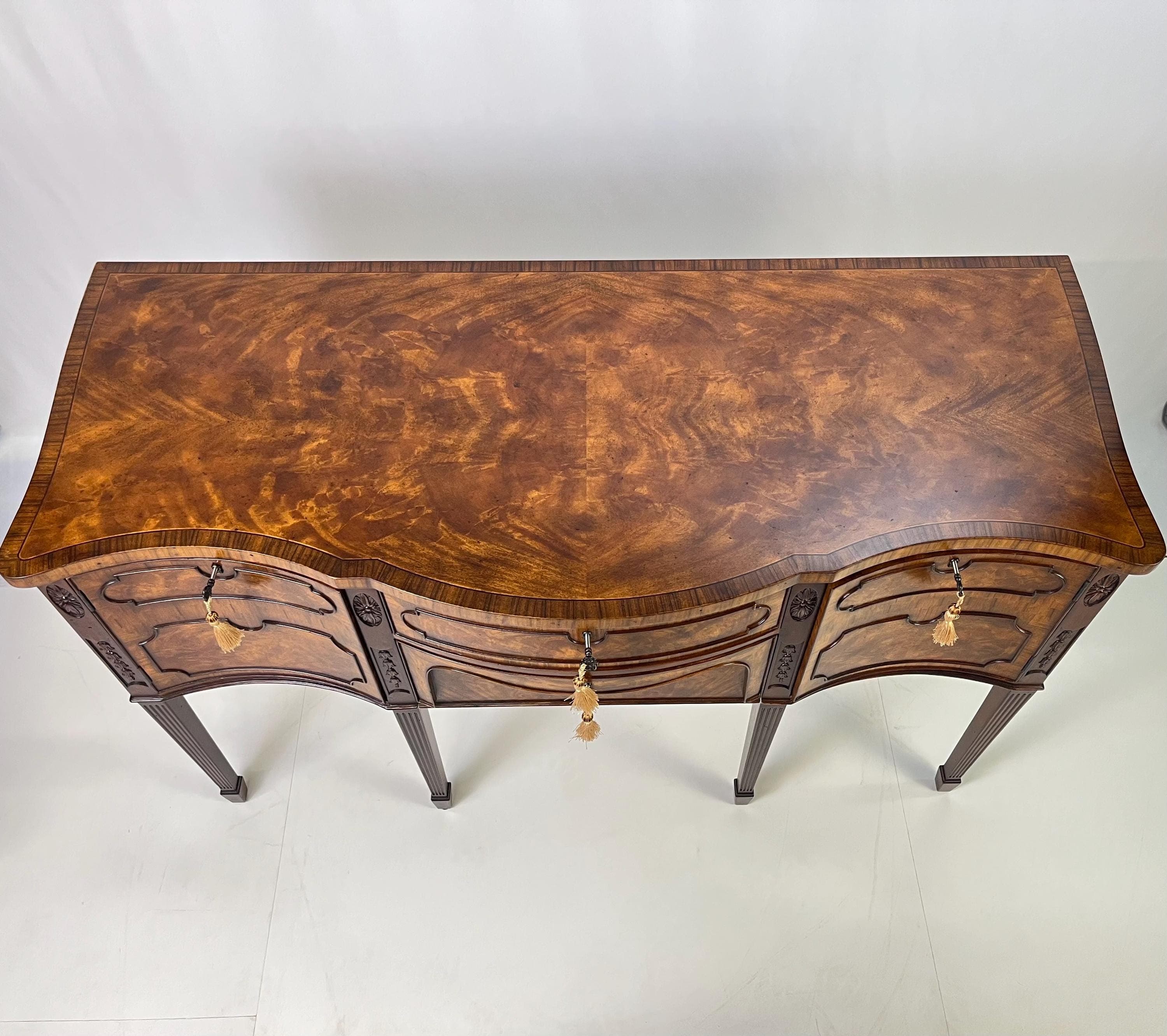 Vintage Theodore Alexander "Althorp Living History" Sheraton Style Serpentine Sideboard - Thumbnail 7