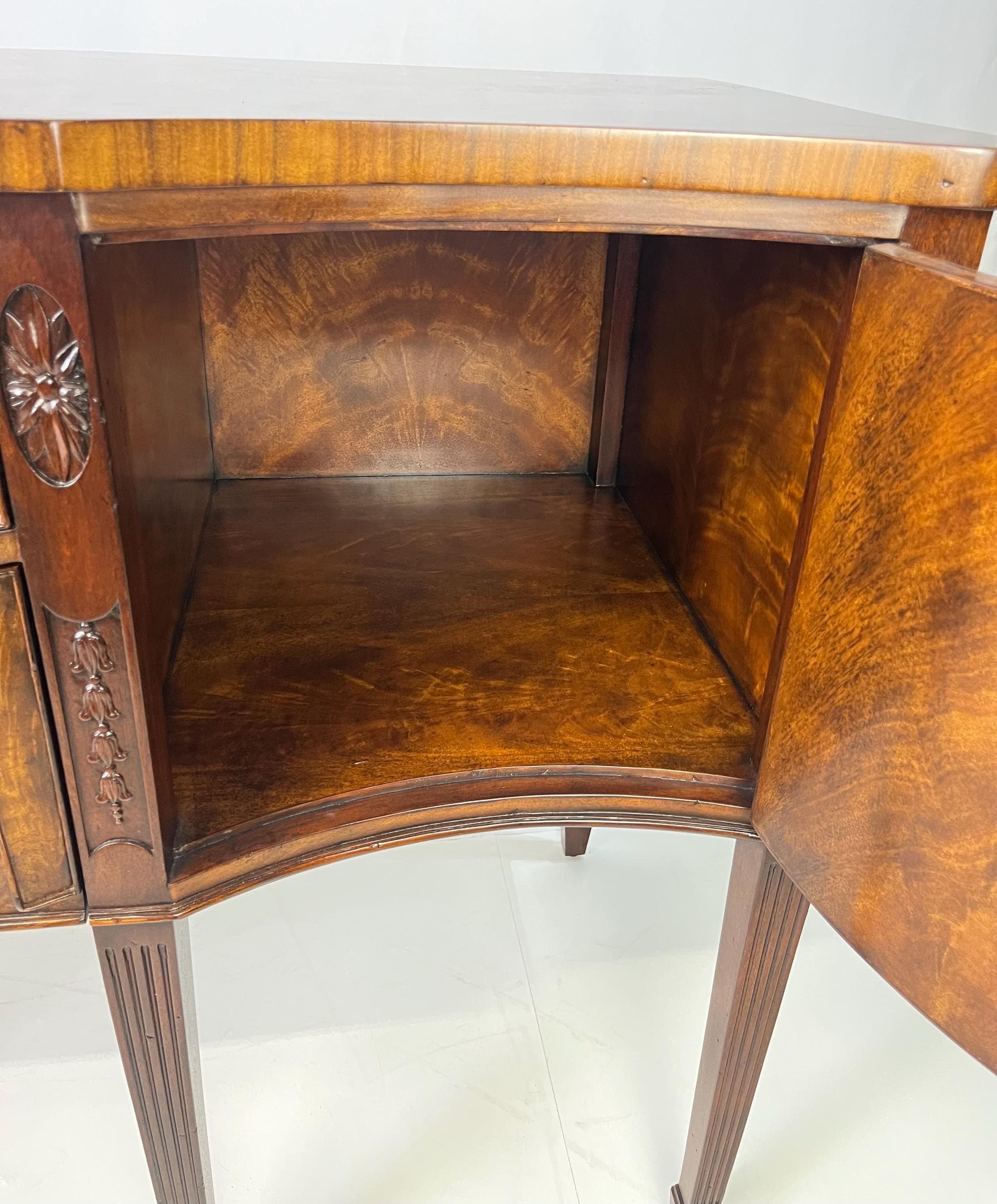 Vintage Theodore Alexander "Althorp Living History" Sheraton Style Serpentine Sideboard - Thumbnail 15