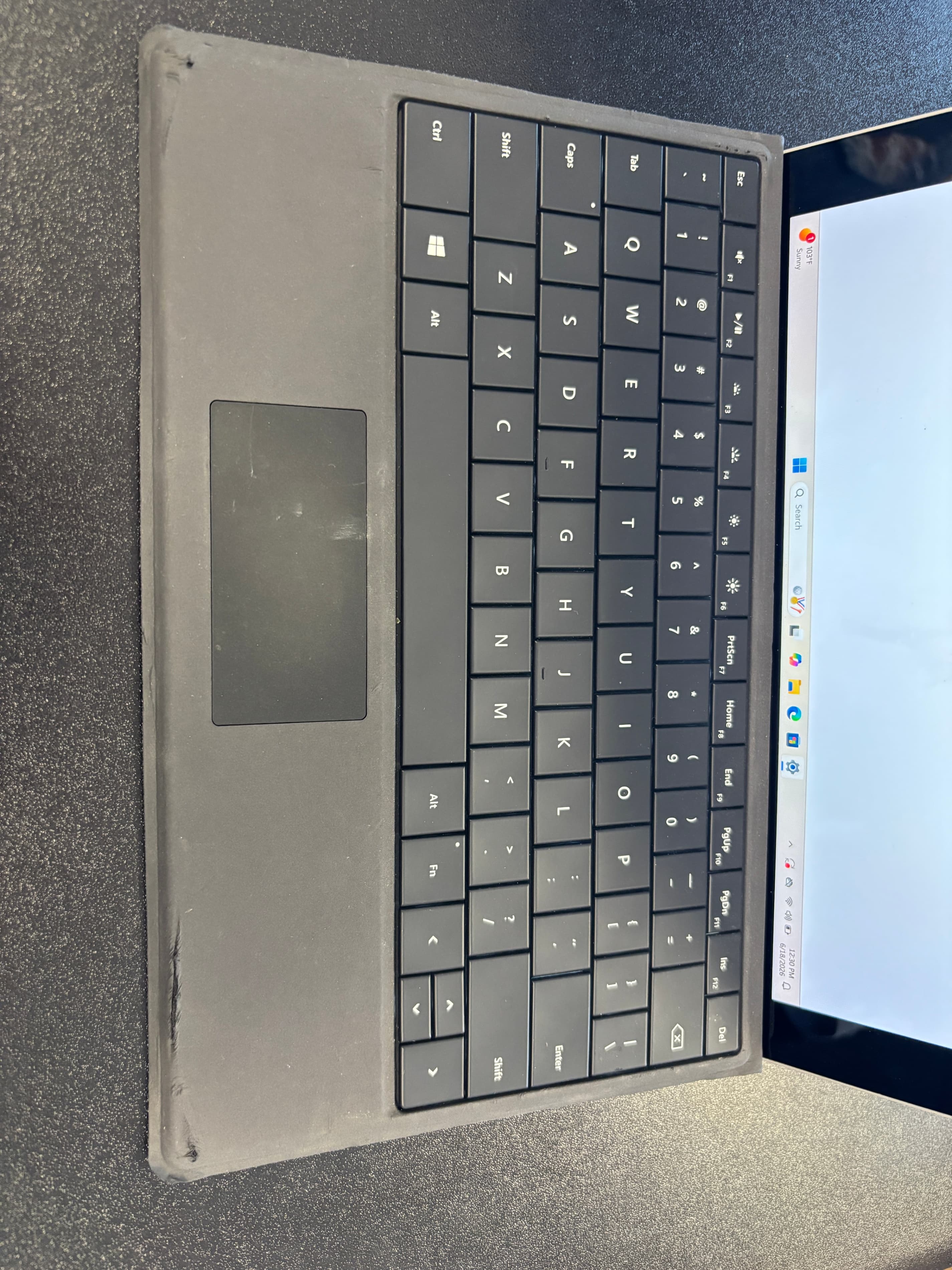 Microsoft Surface Pro 3 Tablet with Kickstand - Thumbnail 4