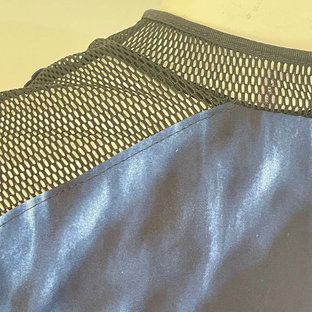 T Tahari Blue Marble Print Sleeveless Blouse with Mesh Trim - Thumbnail 3