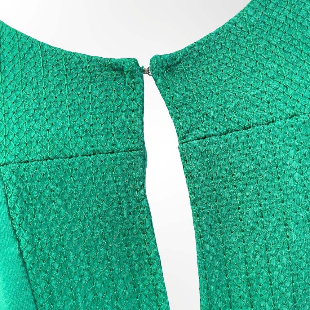 Adrianna Papell Green Sleeveless Keyhole Back Asymmetrical Hem Blouse - Thumbnail 4