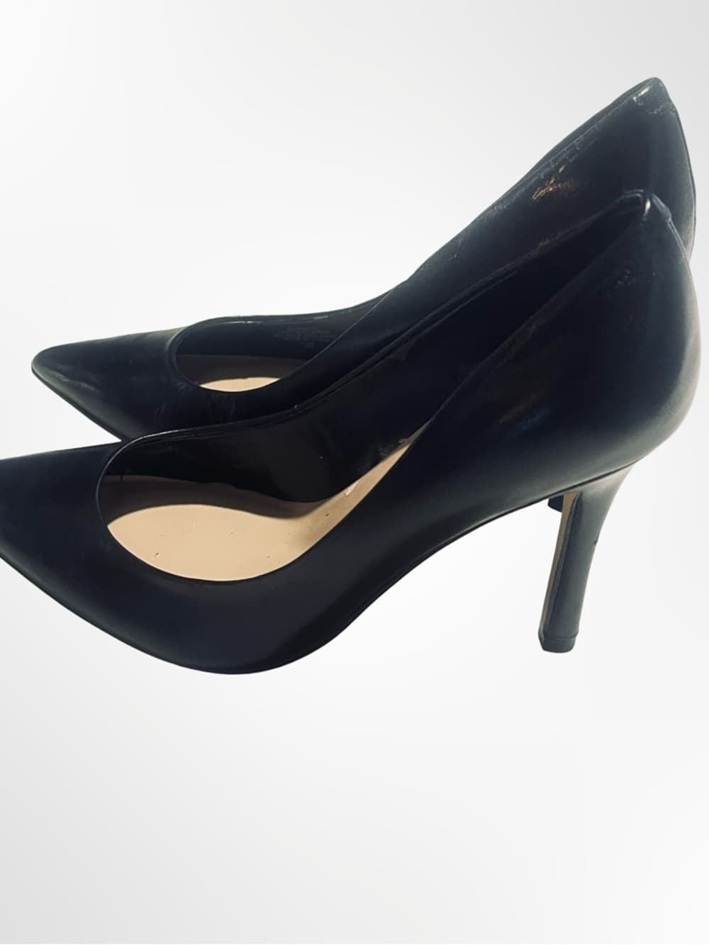 GUESS Black Pointed-Toe Stiletto Pumps mint in size 6.5 - Thumbnail 3
