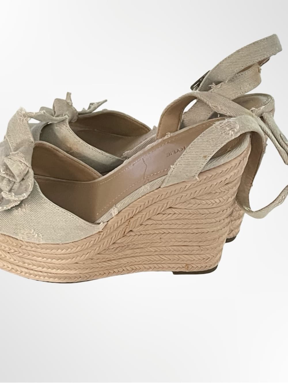 Kendall & Kylie Beige Canvas Bow Espadrille Sandals in 8.5 - Thumbnail 2