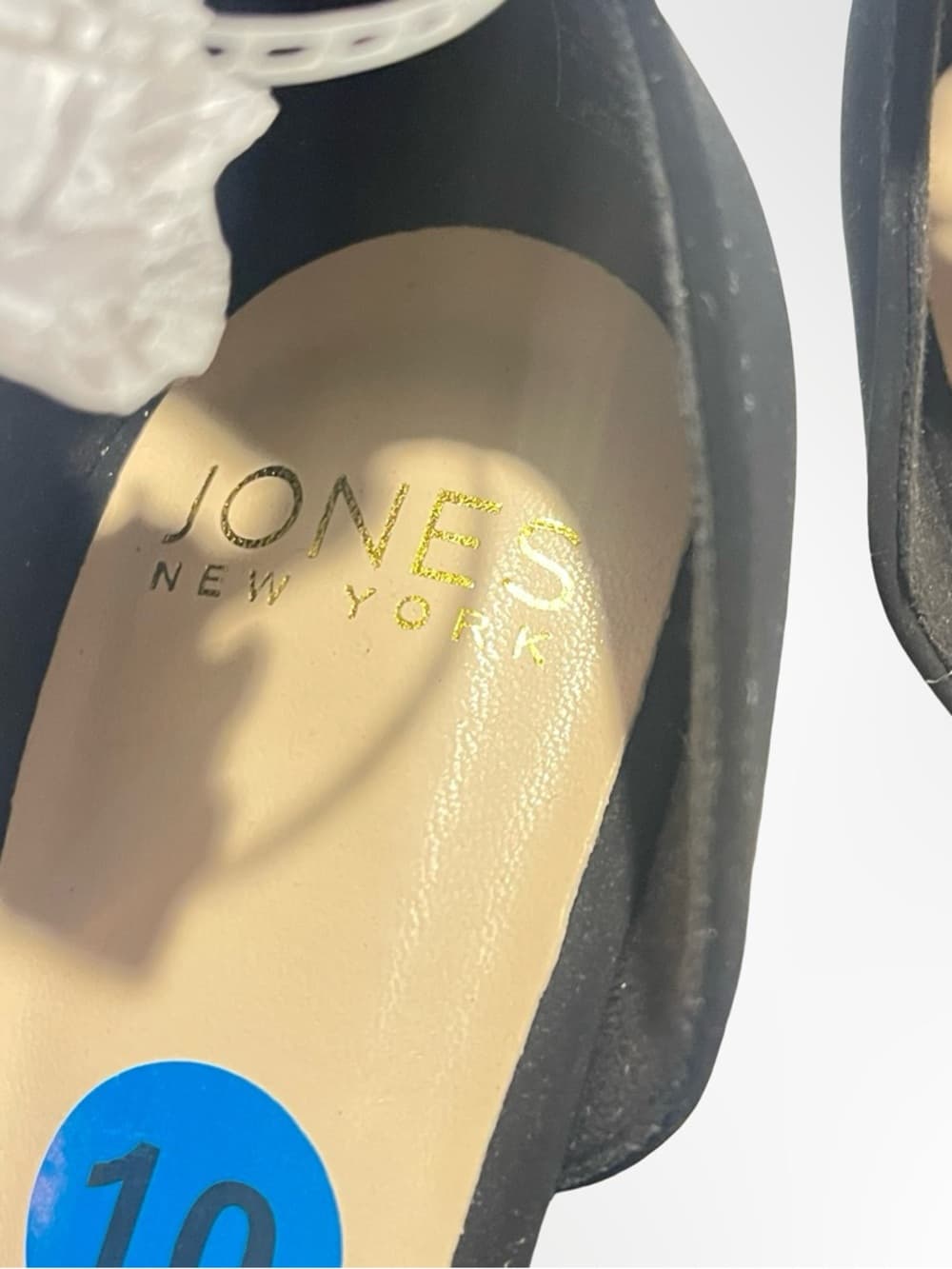 Jones New York Black Pointed Toe Ankle Strap NWT size 10 - Thumbnail 3
